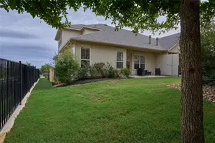 105 Beneteau Dr, Austin, TX 78738 - Photo 20