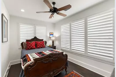 12432 Beverly Villas Court, Austin, TX 78732 - Photo 20