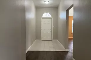 1309 Laurel Glen Blvd, Leander, TX 78641 - Photo 2