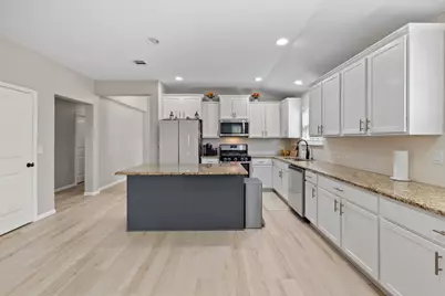 117 Fosini Cove, Georgetown, TX 78628 - Photo 4
