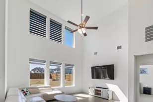 631 Breeze Hollow Ln, Georgetown, TX 78628 - Photo 30