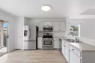 164 Opal Lake Dr, Kyle, TX 78640 - Photo 2