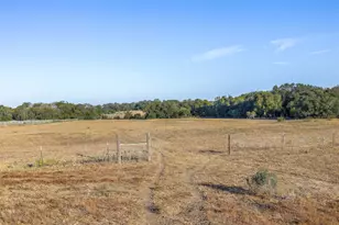 3270 Fm 671, Luling, TX 78648 - Photo 22