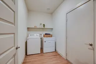 105 Merrick Rd, Georgetown, TX 78628 - Photo 6