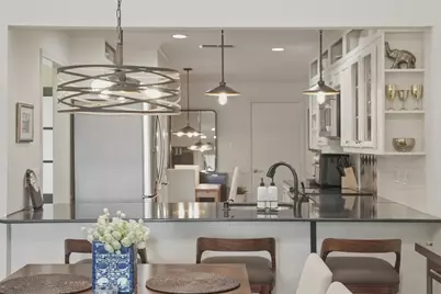 8306 Puerta Vista, Austin, TX 78759 - Photo 2