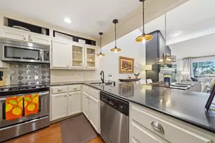 8306 Puerta Vista, Austin, TX 78759 - Photo 4