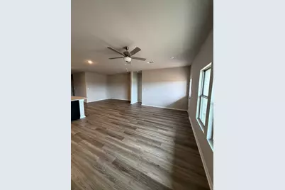 25533 Flora Bella Lane, Elgin, TX 78621 - Photo 8
