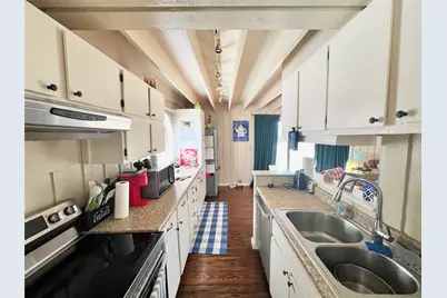 128 Topspin Circle, Spicewood, TX 78669 - Photo 4