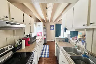 128 Topspin Cir, Spicewood, TX 78669 - Photo 4