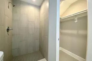 935 La Posada Dr, Austin, TX 78752 - Photo 10