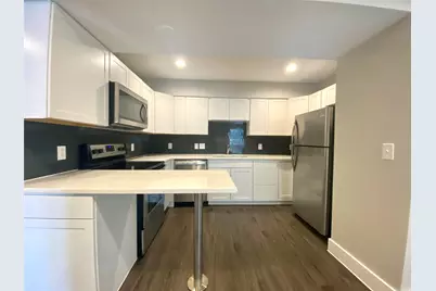 935 La Posada Drive #141, Austin, TX 78752 - Photo 2
