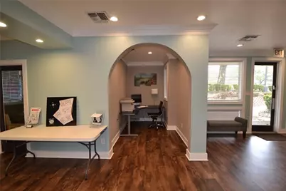 935 La Posada Drive #141, Austin, TX 78752 - Photo 20