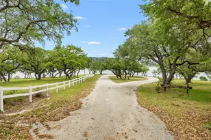 1131 Edgewater Dr, Spicewood, TX 78669 - Photo 28