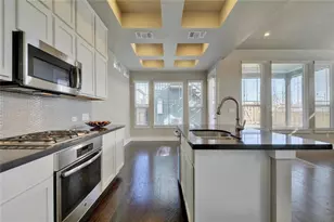 900 Banyon St, Austin, TX 78757 - Photo 4