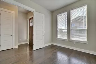 900 Banyon St, Austin, TX 78757 - Photo 16
