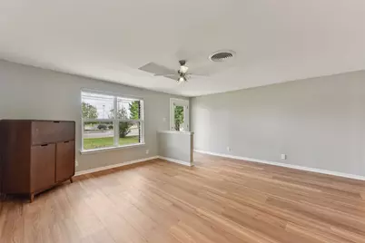 406 E 2nd Street, Georgetown, TX 78626 - Photo 12