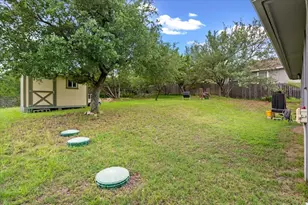 10304 Twin Lake Cir, Dripping Springs, TX 78620 - Photo 32