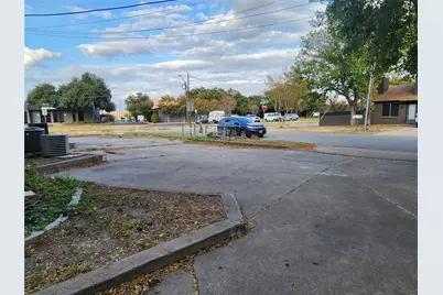 2301 Polaris Avenue #102, Austin, TX 78757 - Photo 4