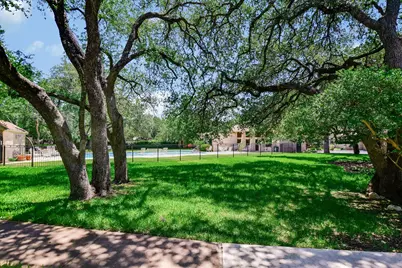 8113 East Court, Austin, TX 78759 - Photo 24