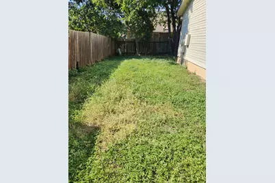 8811 Clearbrook Trail, Austin, TX 78729 - Photo 4