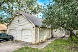8811 Clearbrook Trail, Austin, TX 78729 - Photo 2