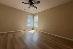 301 Comal Run, Hutto, TX 78634 - Photo 20