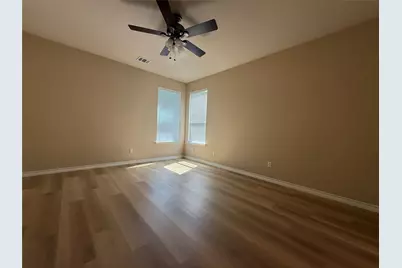 301 Comal Run, Hutto, TX 78634 - Photo 20