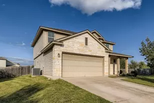 301 Comal Run, Hutto, TX 78634 - Photo 2
