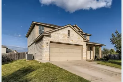 301 Comal Run, Hutto, TX 78634 - Photo 2