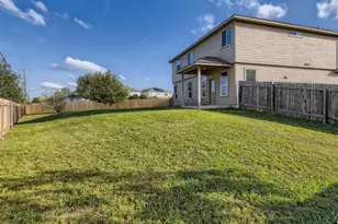 301 Comal Run, Hutto, TX 78634 - Photo 30
