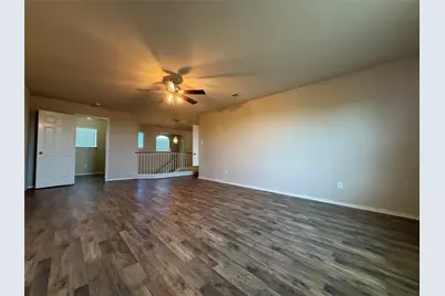 301 Comal Run, Hutto, TX 78634 - Photo 18