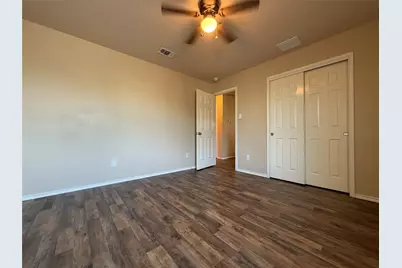 301 Comal Run, Hutto, TX 78634 - Photo 22