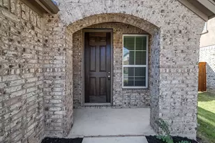 1304 Salt Lick Dr, Georgetown, TX 78633 - Photo 4