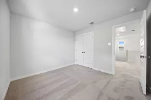 145 Hornet St, Elgin, TX 78621 - Photo 6