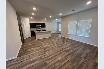 519 Wyatt Way, Jarrell, TX 76537 - Photo 4