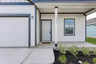 526 Thunderstorm Avenue, Lockhart, TX 78644 - Photo 4