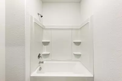 526 Thunderstorm Avenue, Lockhart, TX 78644 - Photo 20