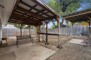 12813 Carrera Dr, Austin, TX 78727 - Photo 16