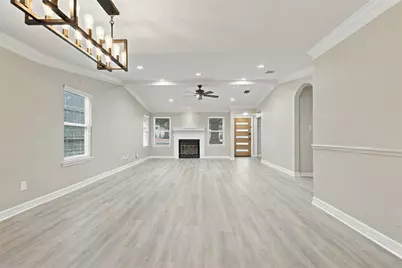 12813 Carrera Drive, Austin, TX 78727 - Photo 2