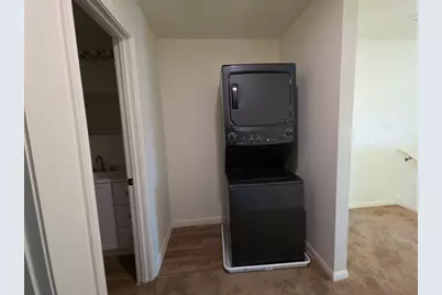 2002 W 2nd Street #502, Taylor, TX 76574 - Photo 8