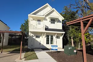 2002 W 2nd St, Taylor, TX 76574 - Photo 1