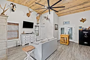 428 12th St, Valley Mills, TX 76689 - Photo 28