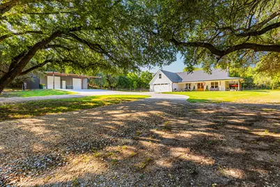 428 12th Street, Valley Mills, TX 76689 - Photo 1