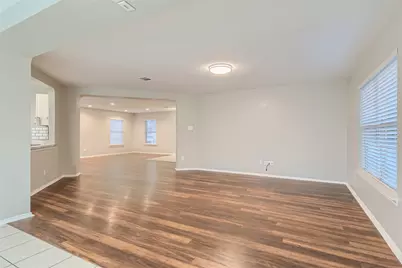 304 Edgewood Cove, Leander, TX 78641 - Photo 6