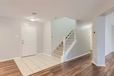 304 Edgewood Cove, Leander, TX 78641 - Photo 4