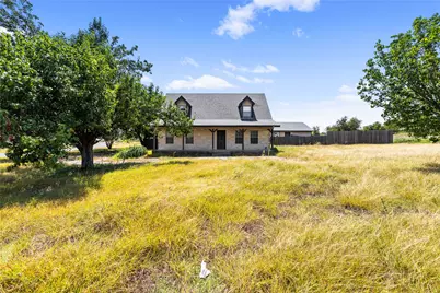 110 Lemens Avenue, Hutto, TX 78634 - Photo 8