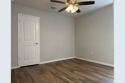 10305 Hatton Lane, Austin, TX 78754 - Photo 8