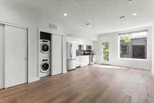 1800 E 4th St, Austin, TX 78702 - Photo 1