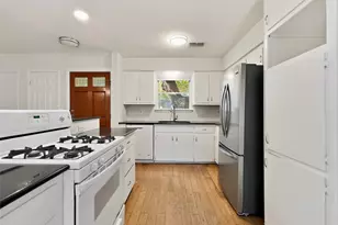 5201 Hedgewood Dr, Austin, TX 78745 - Photo 4