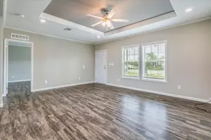 1098 Engelke Rd, Buda, TX 78640 - Photo 12